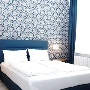 3* Отель Comet Am Kurfuerstendamm