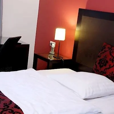 Metropolitan Hotel ברלין
